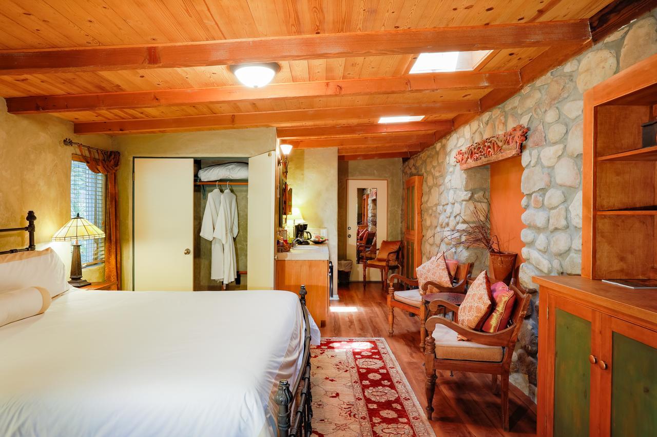 The Emerald Iguana Inn Ojai Exterior photo